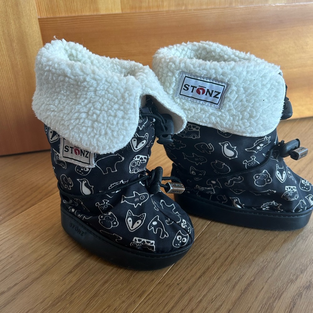 Stonz Toddler Booties with Fleece Liners